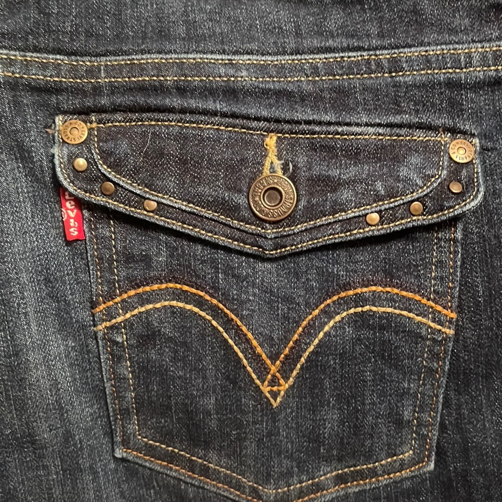 Levi’s 515 8M bootcut jeans